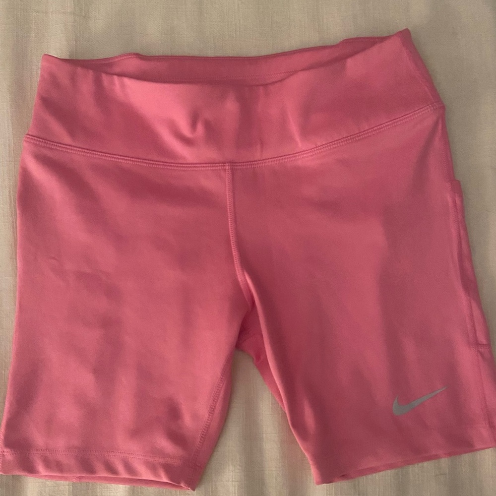 Nike Women's Pink Biker Shorts- Size Medium- EUC